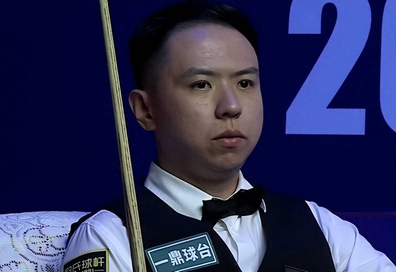 边路传中后 边路传中后